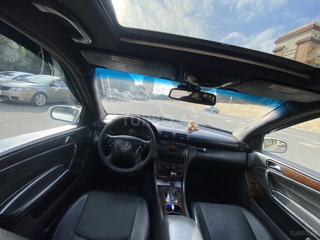 Mercedes C 240 2002, 211,710 km - 2.4 л - Bakı