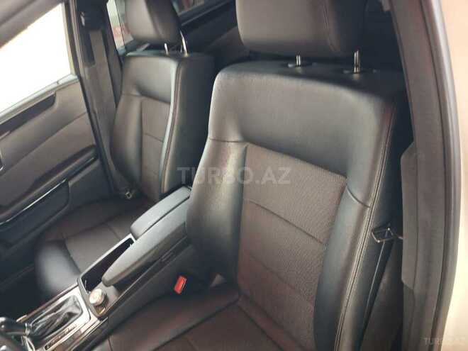 Mercedes E 200 2010, 223,000 km - 1.8 l - Bakı