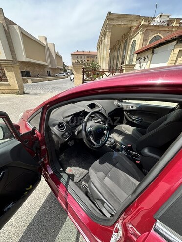 Ford Fiesta 2014, 96,000 km - 1.6 l - Bakı