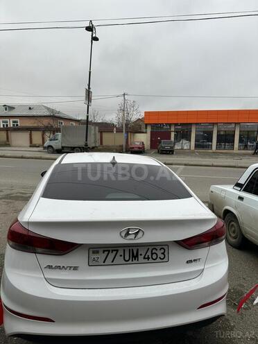 Hyundai Avante 2016, 167,000 km - 1.6 л - Quba
