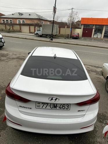 Hyundai Avante 2016, 167,000 km - 1.6 л - Quba