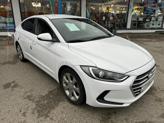 Hyundai Avante 2016, 167,000 km - 1.6 л - Quba