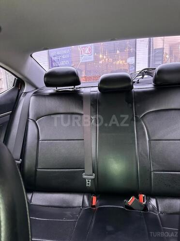 Hyundai Avante 2016, 167,000 km - 1.6 л - Quba