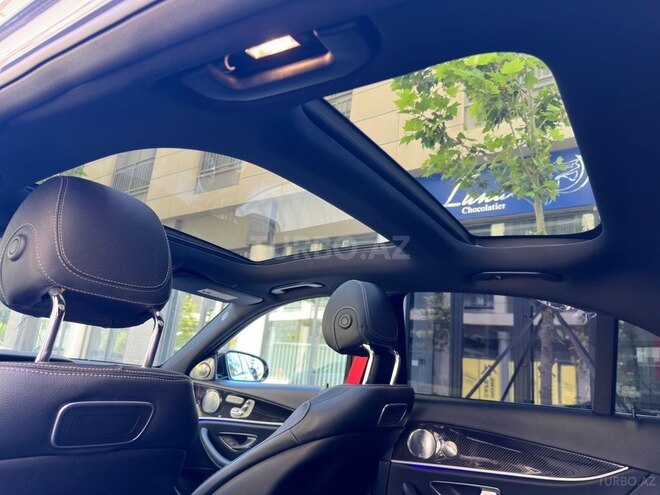 Mercedes E 300 4MATIC 2018, 176,000 km - 2.0 l - Bakı