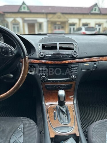 Mercedes E 220 d 2004, 579,000 km - 2.2 l - Bakı