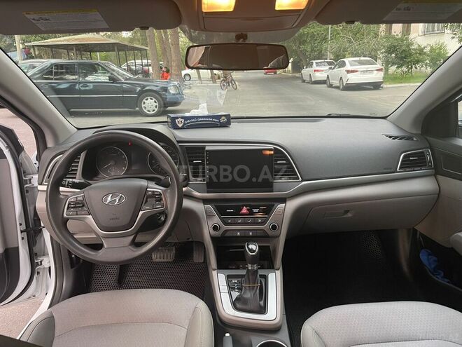 Hyundai Elantra 2016, 138,700 km - 2.0 l - Bakı