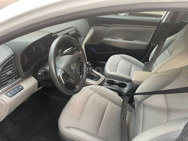 Hyundai Elantra 2016, 138,700 km - 2.0 l - Bakı