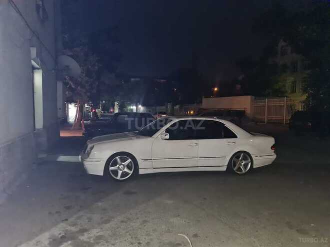 Mercedes E 430 2000, 253,000 km - 4.3 l - Bakı