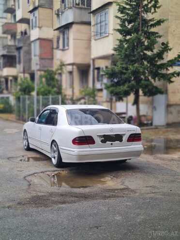 Mercedes E 430 2000, 253,000 km - 4.3 l - Bakı