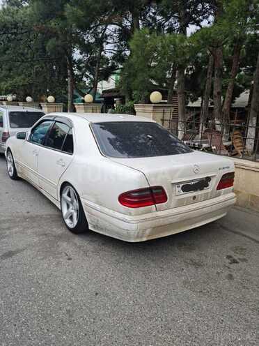 Mercedes E 430 2000, 253,000 km - 4.3 l - Bakı