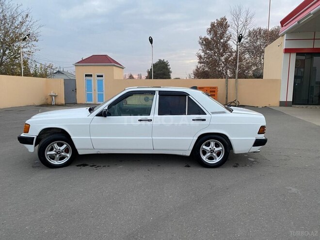 Mercedes 190 1992, 350,000 km - 2.0 l - Beyləqan