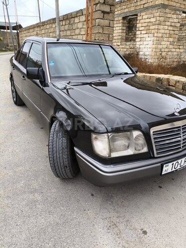 Mercedes E 220 1995, 599,999 km - 2.2 l - Bakı