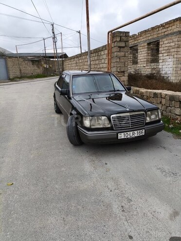 Mercedes E 220 1995, 599,999 km - 2.2 l - Bakı