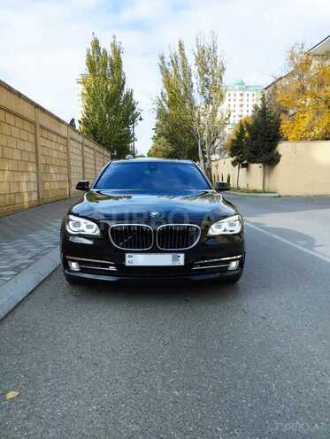 BMW 750 2013, 232,000 km - 4.4 l - Bakı