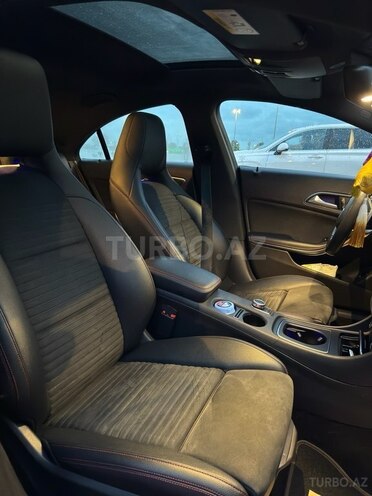 Mercedes CLA 250 4MATIC 2017, 88,000 km - 2.0 л - Bakı