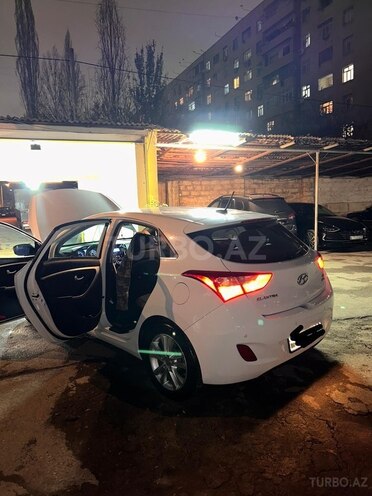 Hyundai Elantra 2014, 115,000 km - 2.0 l - Bakı