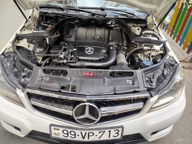 Mercedes C 250 2011, 231,000 km - 1.8 л - Bakı