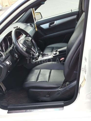 Mercedes C 250 2011, 231,000 km - 1.8 л - Bakı