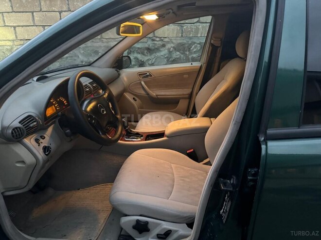 Mercedes C 200 2001, 555,555 km - 2.0 л - Şəki