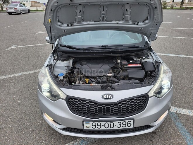 Kia Cerato-12