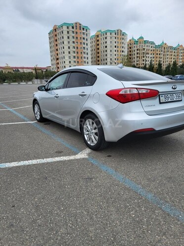 Kia Cerato-7