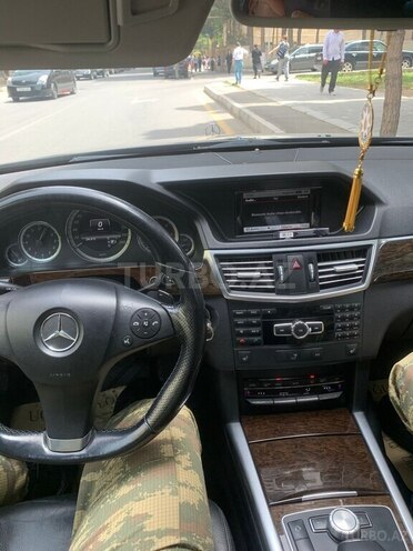 Mercedes E 220 2012, 245,551 km - 2.2 l - Zərdab