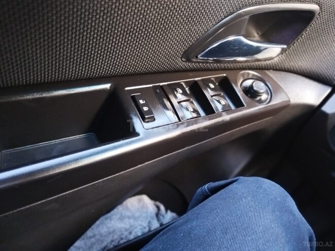 Chevrolet Cruze 2015, 200,000 km - 1.4 l - Mingəçevir