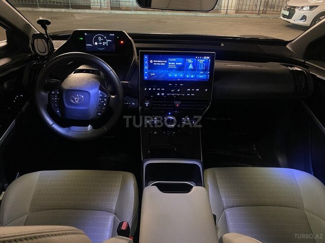 Toyota bZ4X 2023, 13,000 km - 0.0 l - Bakı
