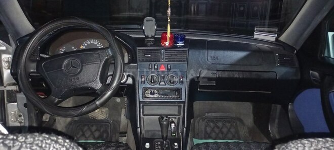 Mercedes C 180 1998, 369,000 km - 1.8 l - Bakı