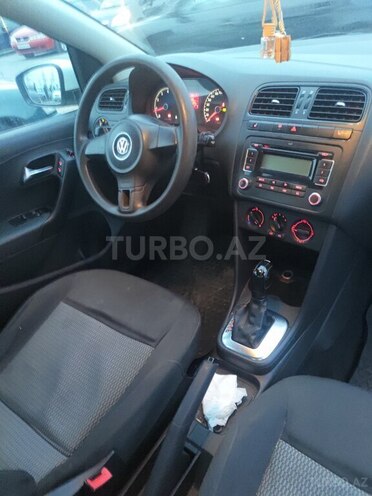 Volkswagen Polo 2012, 277,000 km - 1.6 l - Xırdalan