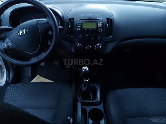 Hyundai i30 2012, 260,000 km - 1.6 l - Zərdab