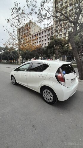 Toyota Aqua 2016, 66,000 km - 1.5 l - Bakı