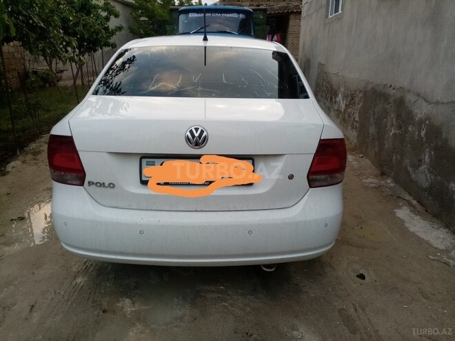 Volkswagen Polo 2013, 139,223 km - 1.6 l - Bakı