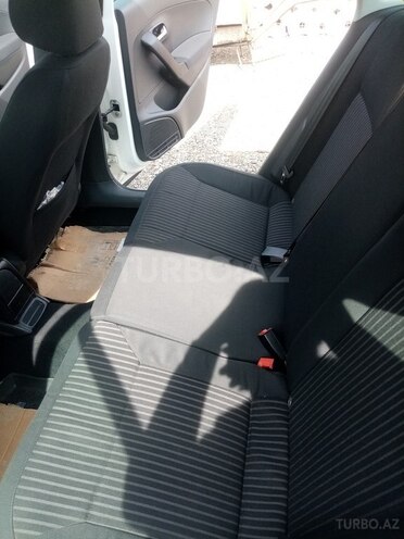 Volkswagen Polo 2013, 139,223 km - 1.6 l - Bakı