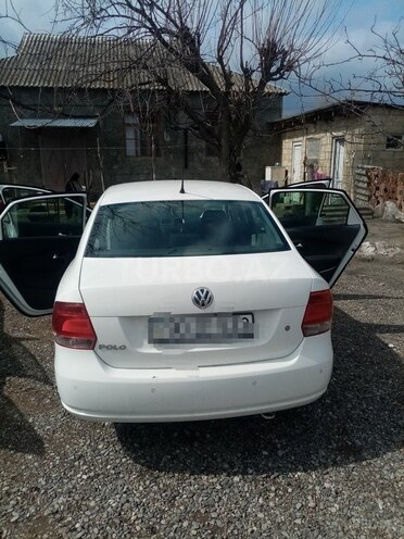 Volkswagen Polo 2013, 139,223 km - 1.6 l - Bakı