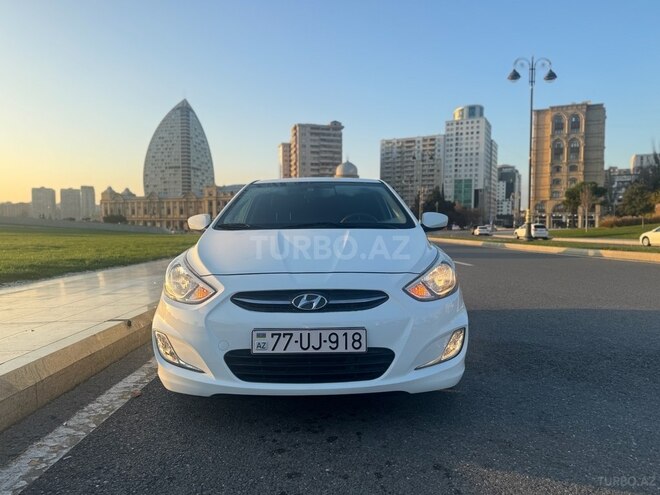 Hyundai Accent 2015, 137,600 km - 1.6 л - Bakı