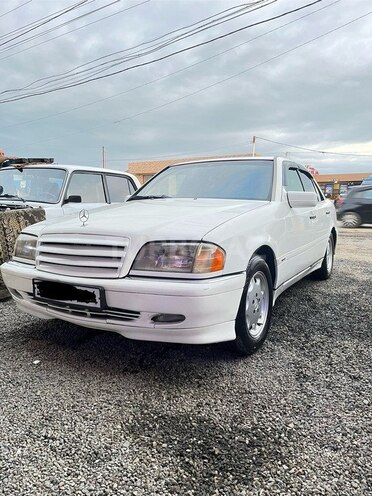 Mercedes C 180 1995, 225,328 km - 1.8 l - Bakı