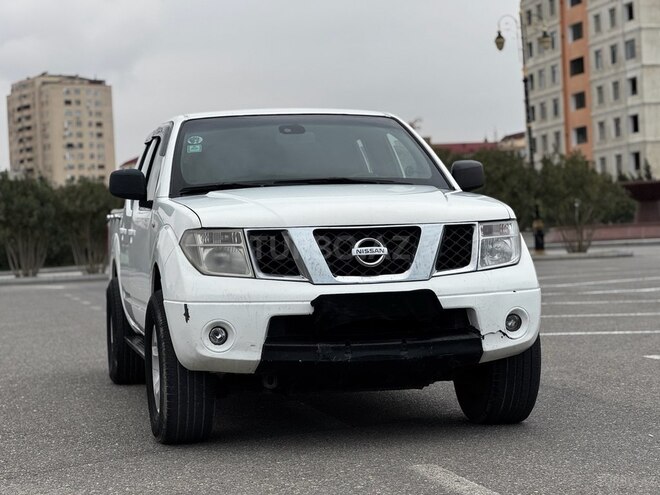 Nissan Navara 2011, 210,000 km - 2.5 l - Bakı
