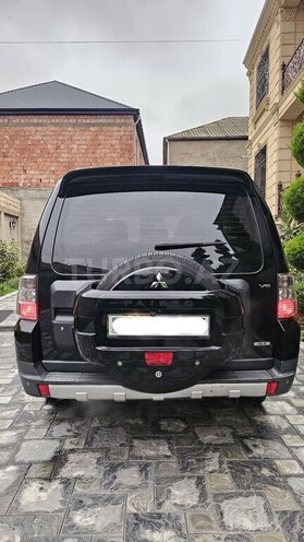 Mitsubishi Pajero 2008, 188,000 km - 3.0 л - Bakı