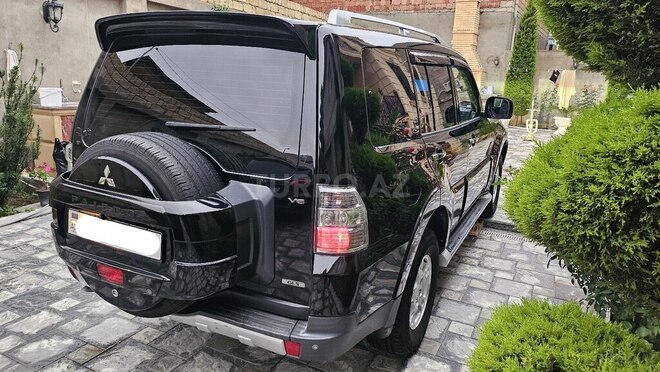 Mitsubishi Pajero 2008, 188,000 km - 3.0 л - Bakı