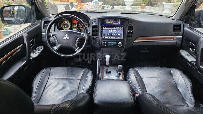 Mitsubishi Pajero 2008, 188,000 km - 3.0 л - Bakı