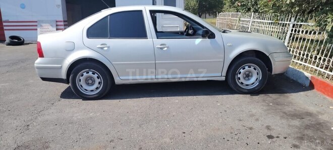 Volkswagen Bora 2000, 148,002 km - 2.0 л - Qəbələ