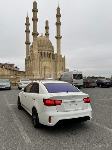 Kia Cerato 2009, 325,000 km - 1.6 л - Bakı