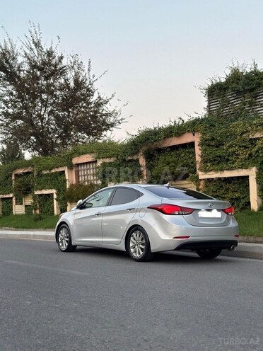 Hyundai Elantra 2015, 81,000 km - 1.8 l - Bakı