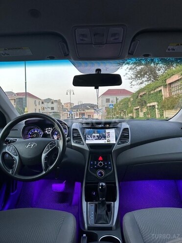 Hyundai Elantra 2015, 81,000 km - 1.8 l - Bakı