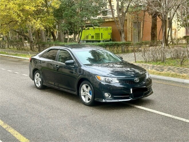 Toyota Camry 2014, 117,687 km - 2.5 л - Bakı