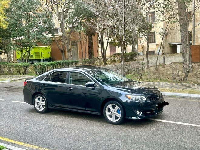 Toyota Camry 2014, 117,687 km - 2.5 л - Bakı