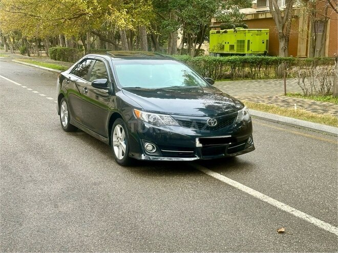 Toyota Camry 2014, 117,687 km - 2.5 л - Bakı