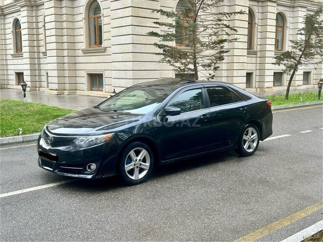 Toyota Camry 2014, 117,687 km - 2.5 л - Bakı