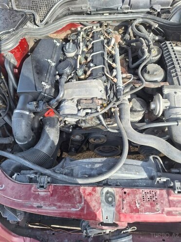Mercedes E 220 d 2000, 200,000 km - 2.2 l - Bakı